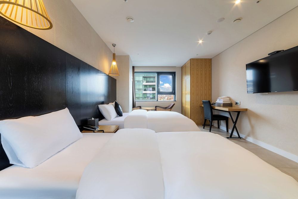 undefined Hotel the Designers Seoul Station 8