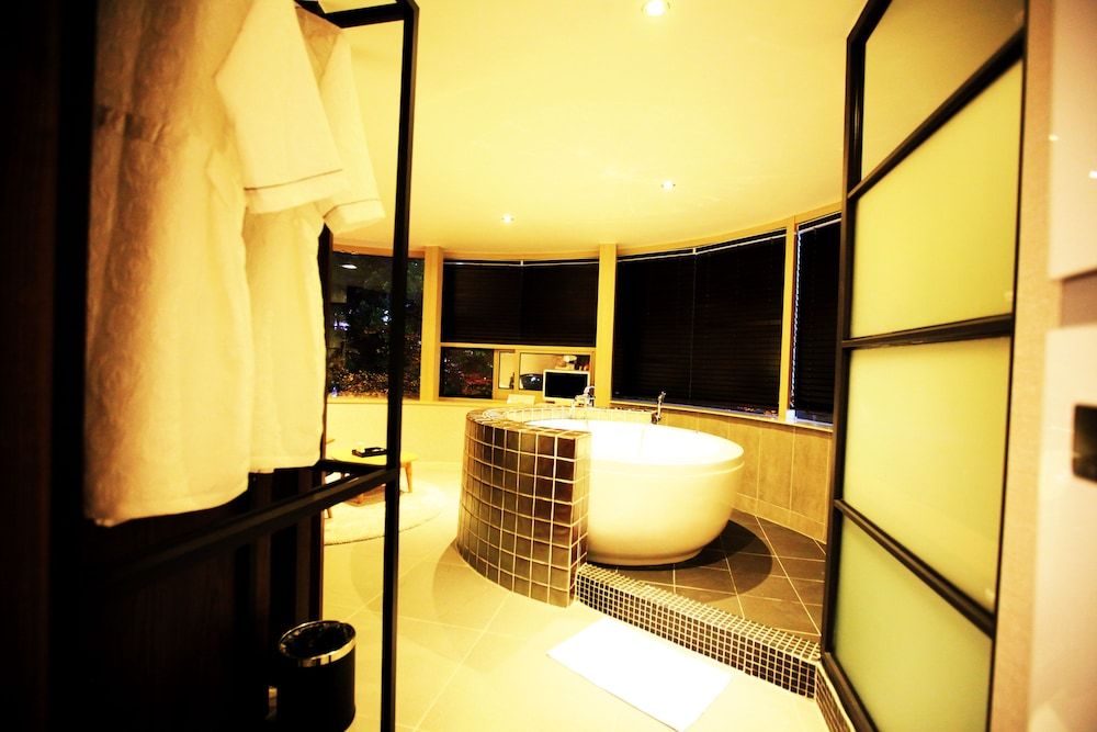 Hotel The Ann Room (VIP) 4