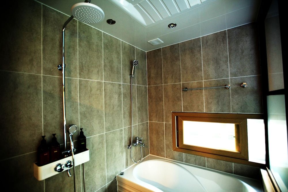 Hotel The Ann Premier Double Room 3