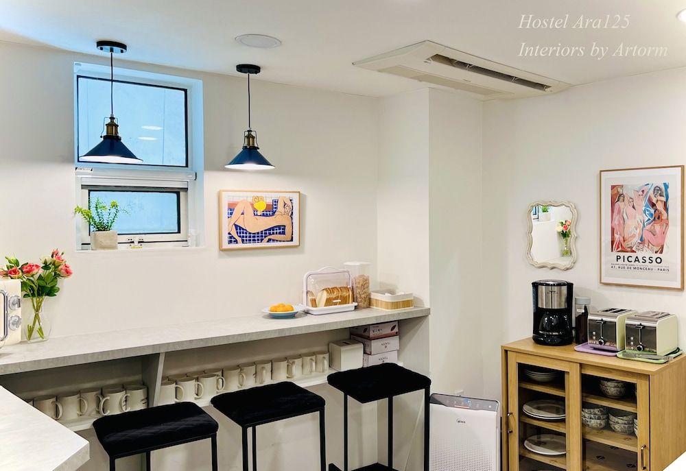 undefined Hostel ARA125 10