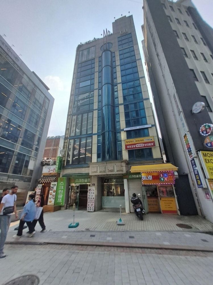 undefined Hostel ARA125 6