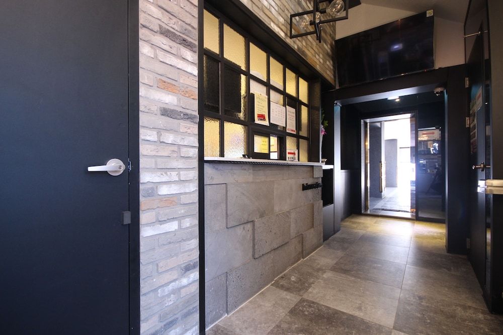 undefined Hotel The May