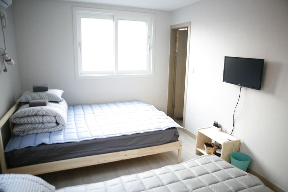 undefined Twin Rabbit Guesthouse