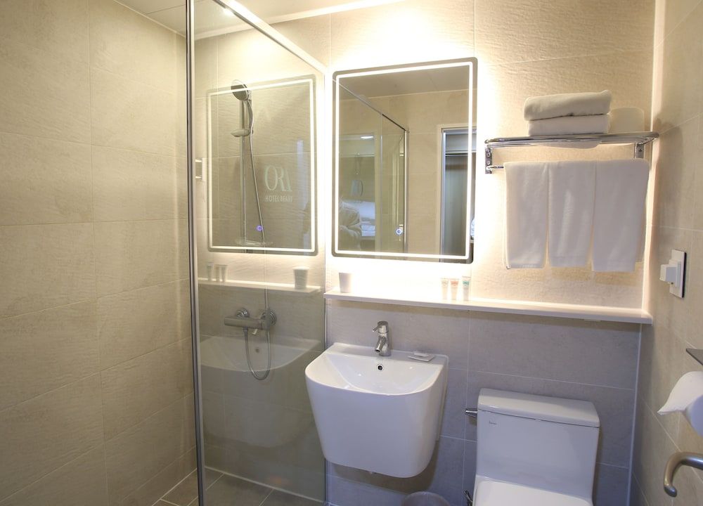 Chuncheon Bears Hotel Standard Futon Room 3