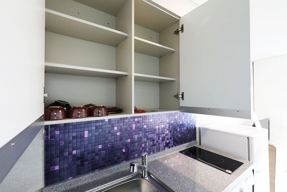 Hotel Mondavi Family Room (Twin Bed) 9