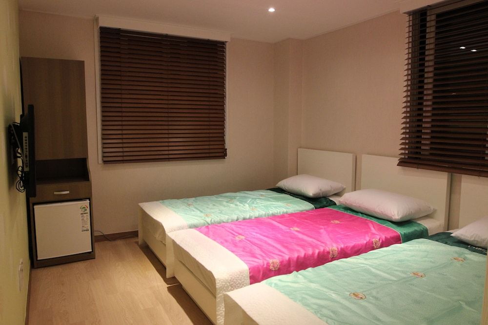 undefined Moon Sun Guesthouse 7