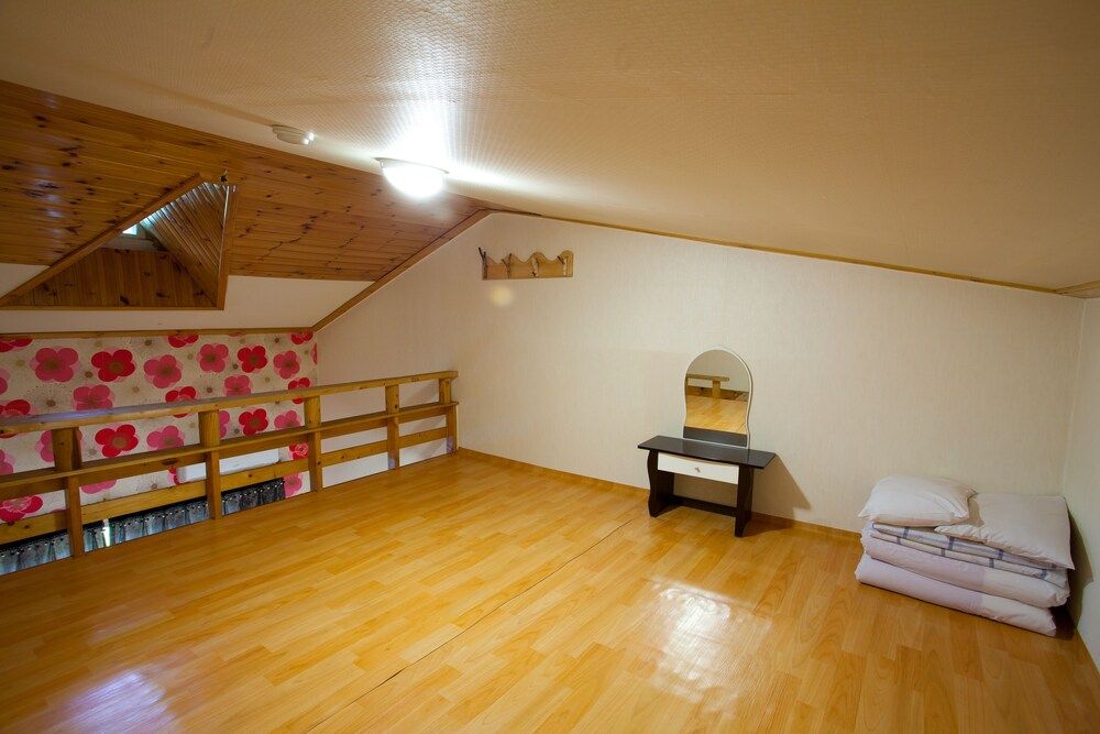 White Cabin Duplex for 6 Person 2