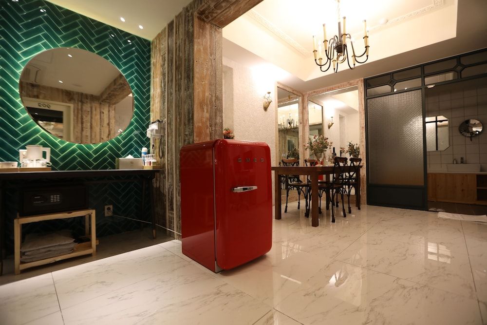 February Hotel Sungseo Royal Suite (No Breakfast provided from Saturday to Monday) 6