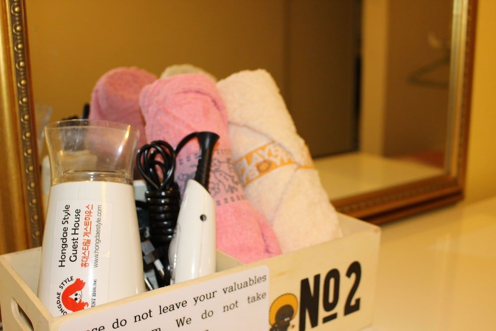 Hongdae Style Guesthouse Twin Room, External Private Bathroom [Must notify check-in time to Hotel] 11