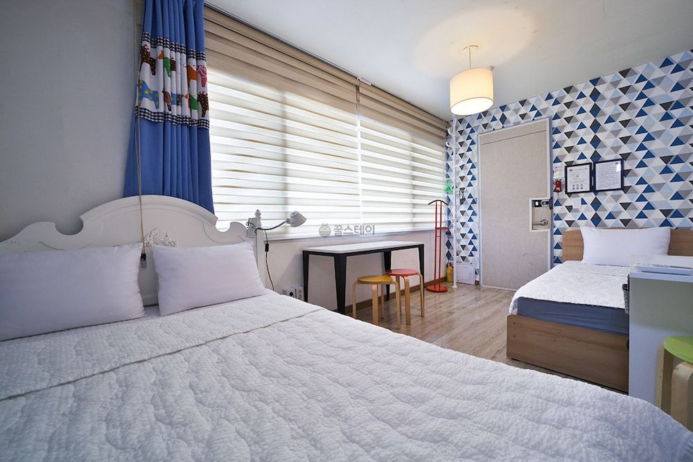 Hongdae Style Guesthouse Panoramic Triple Room, 1 Bedroom, Shared Bathroom, Garden View [Must notify check-in time to Hotel] 2