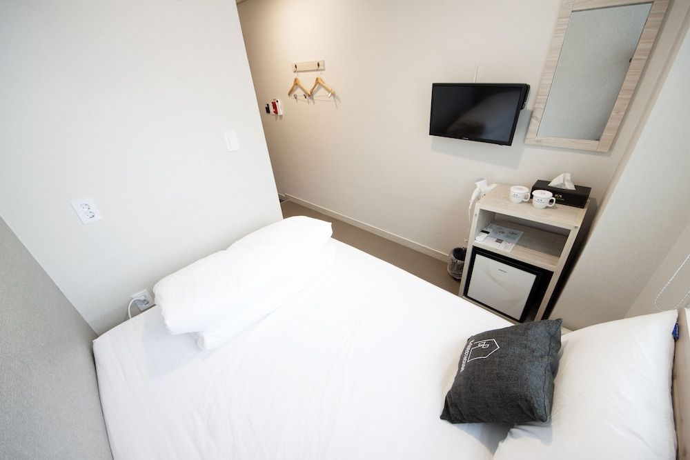 undefined K-Grand Hotel Seoul
