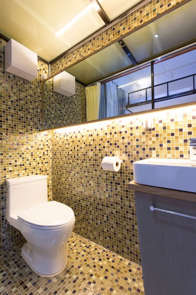 iHouse ChinChin Triple Room 10