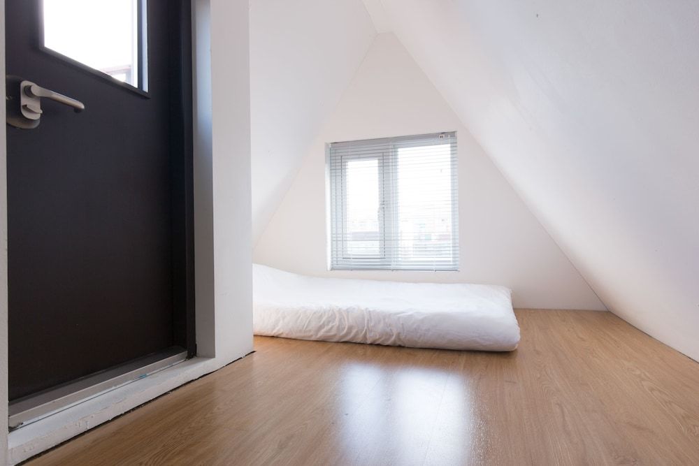 iHouse ChinChin Signature Room 28