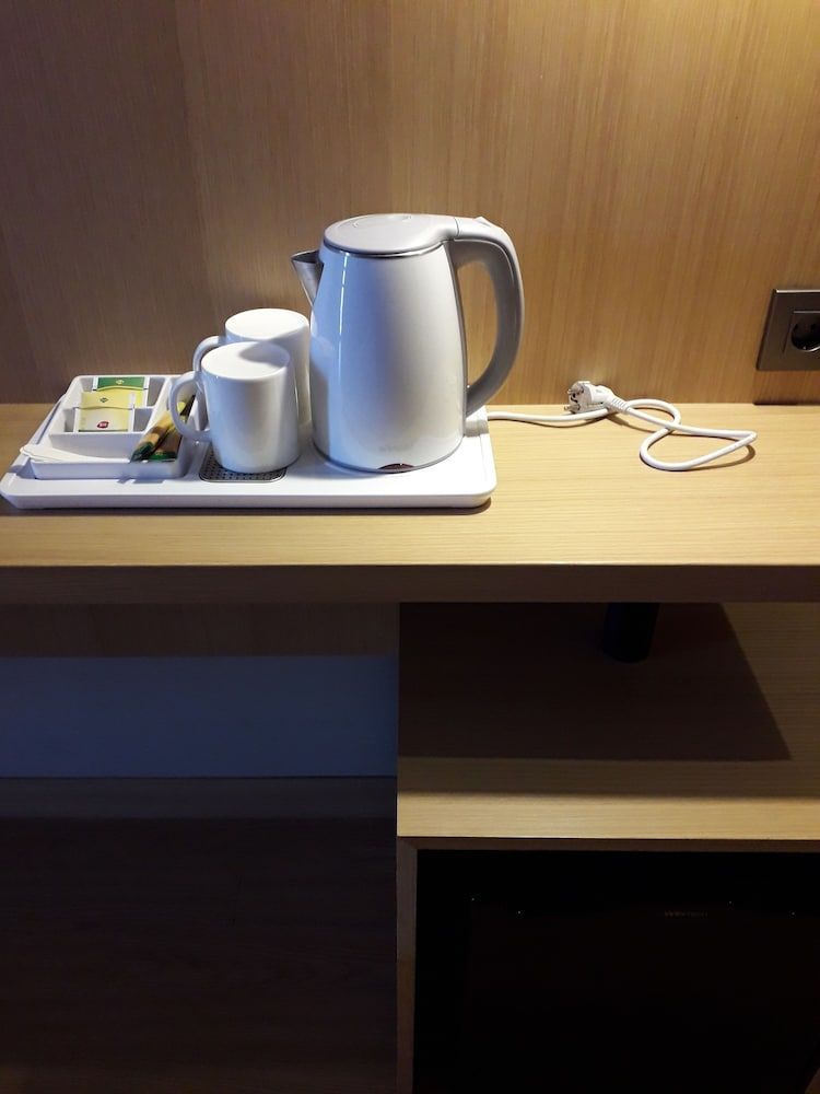 J Square Hotel Standard Double Room (Breakfast for 1 per day / Sauna access for base pax) 2