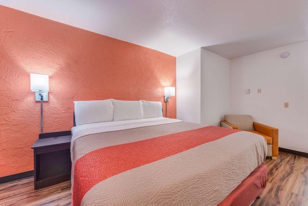 Standard Room, 1 Double Bed, Accessible, Non Smoking