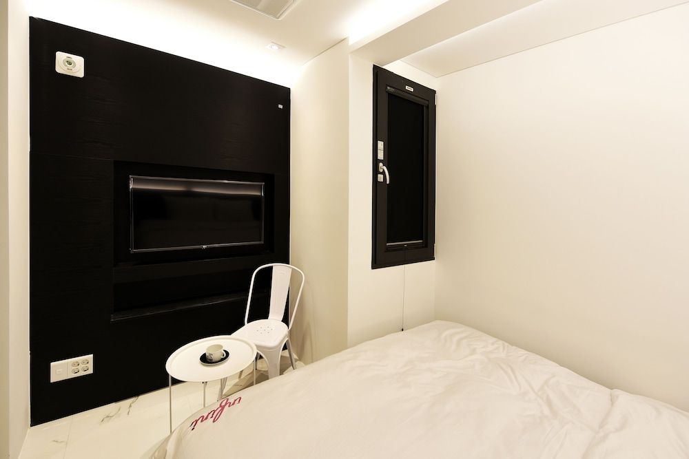 Hotel Infini European Superior Double Room 14