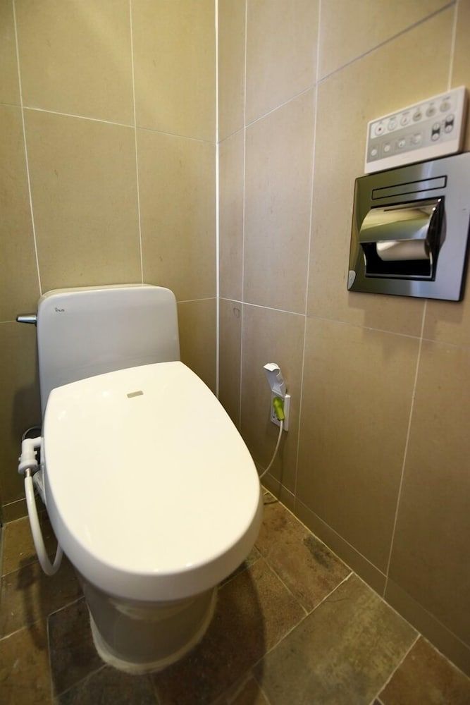 Hotel Infini American Standard Twin Room 4