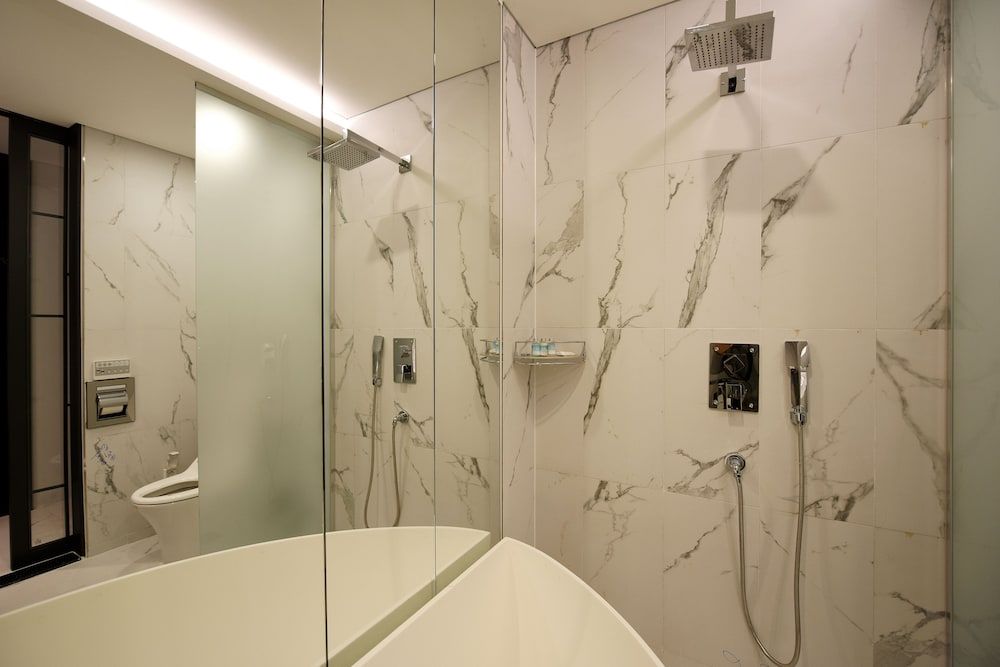 Hotel Infini European Superior Double Room 9