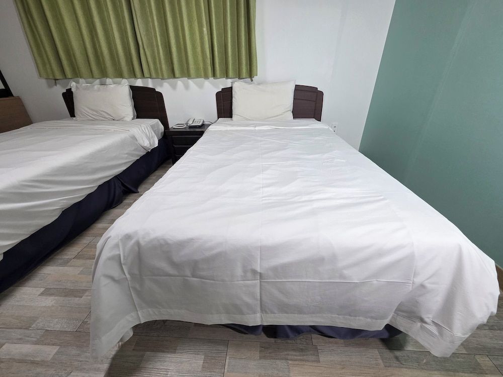 Olle Tourist Hotel Standard Twin Room 3