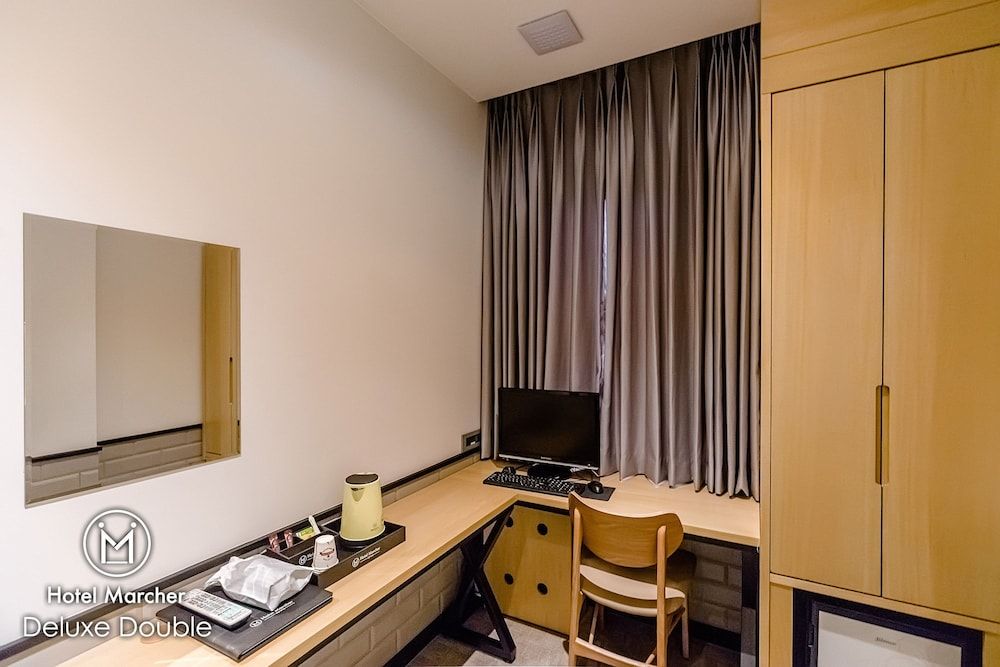 Hotel Marcher Deluxe Double Room (No Parking) 23