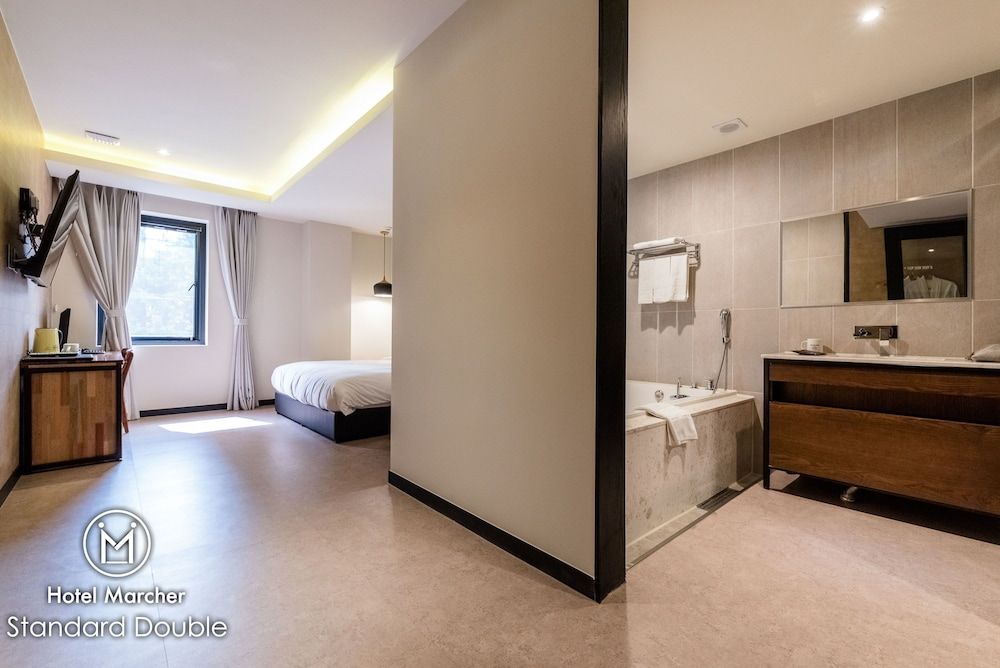 Hotel Marcher Deluxe Double Room (No Parking) 22