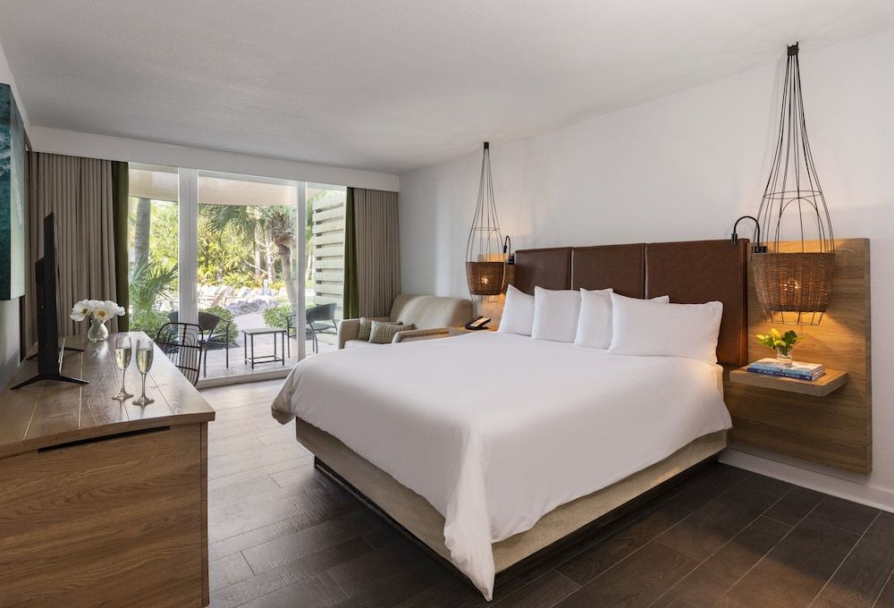 Amara Cay Resort Standard King Room 2