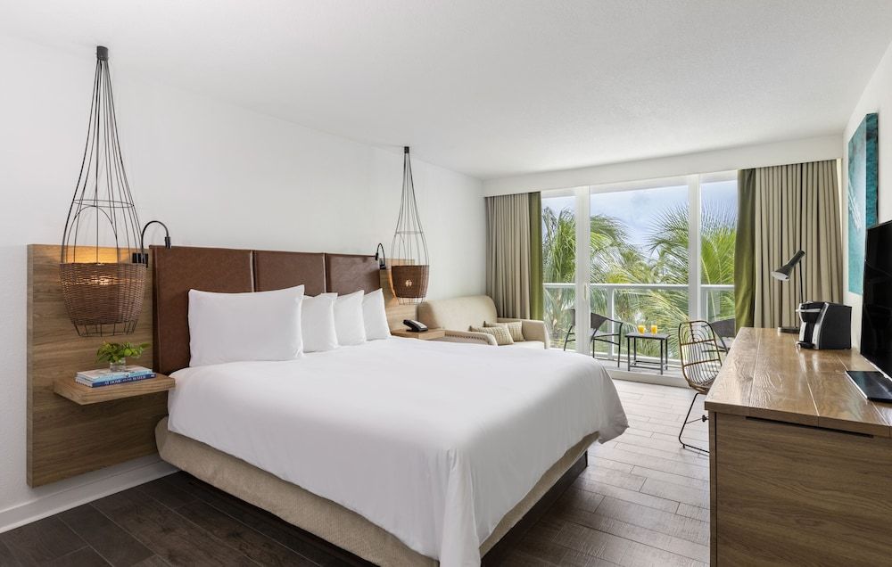 Amara Cay Resort Standard King Room