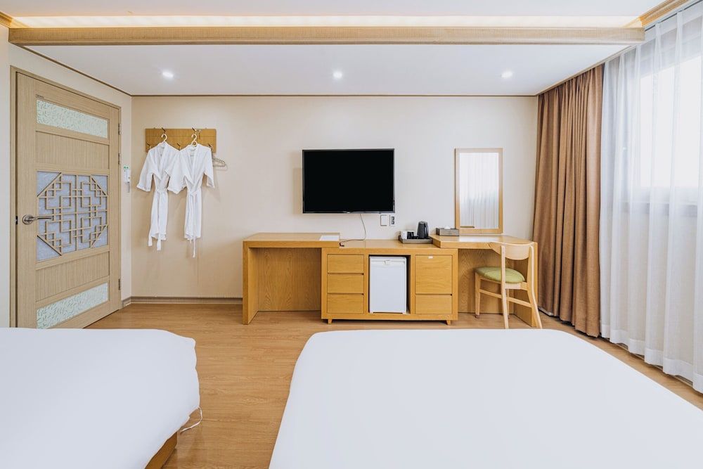 Nohyung Hotel Deluxe Twin Room 2