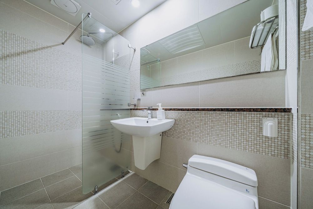 Nohyung Hotel Deluxe Twin Room 5