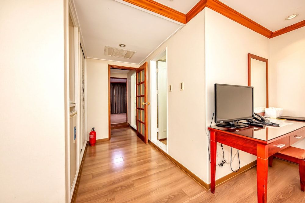 Hotel Samhaein Family Suite (Bed room + Ondol room) 5