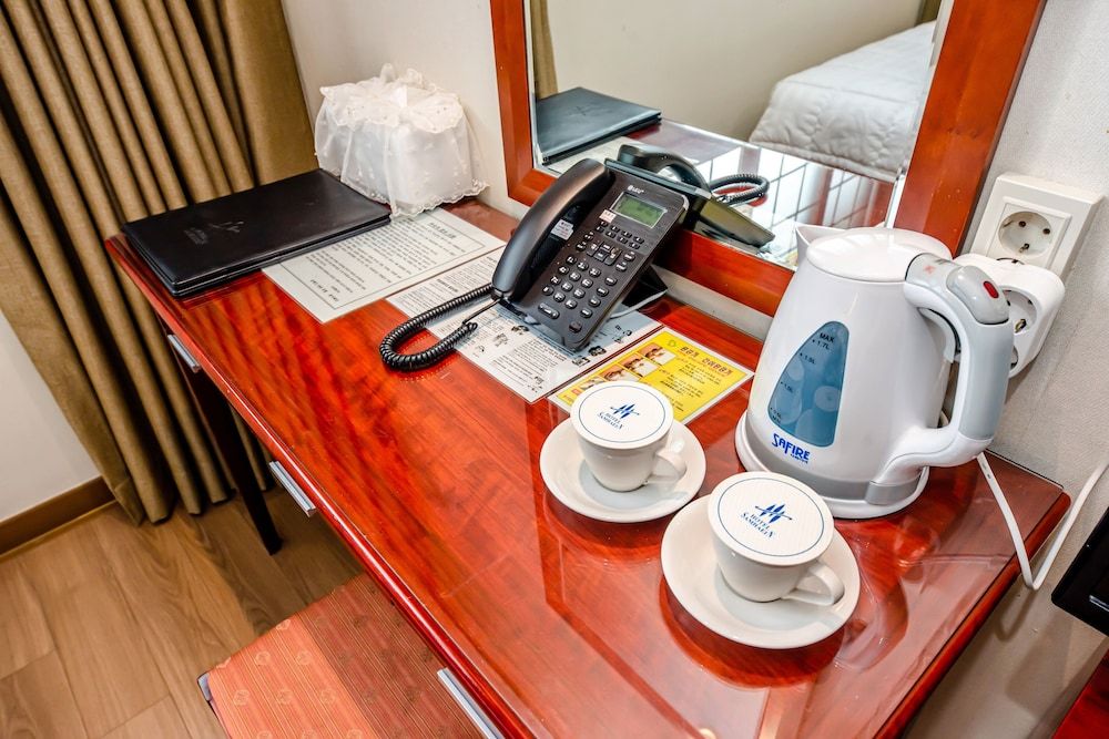 Hotel Samhaein Standard Twin Room (A, 2 Single Beds) 9