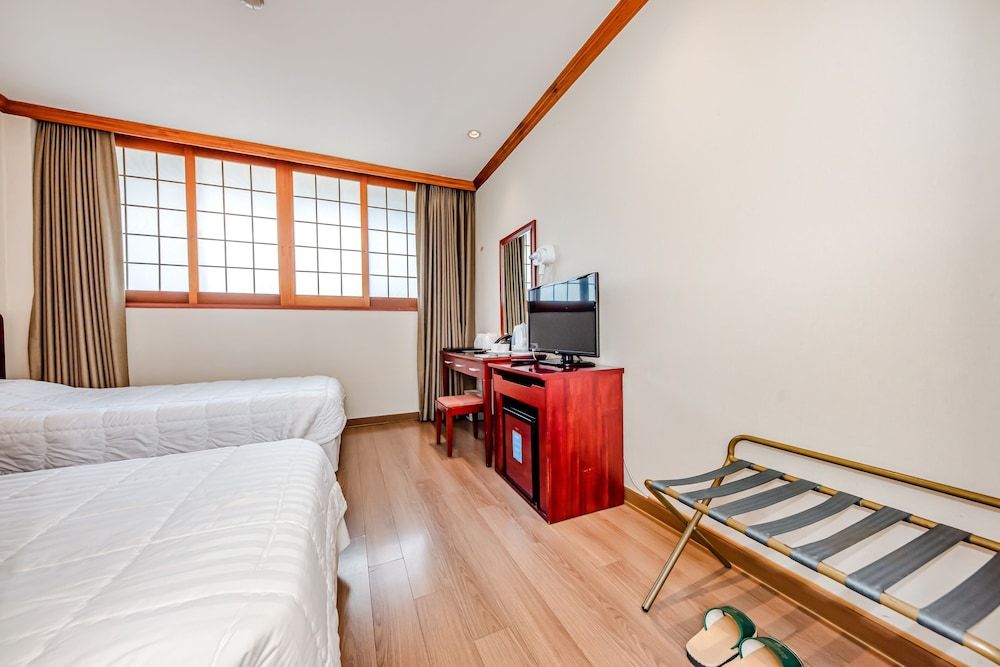 undefined Hotel Samhaein 10