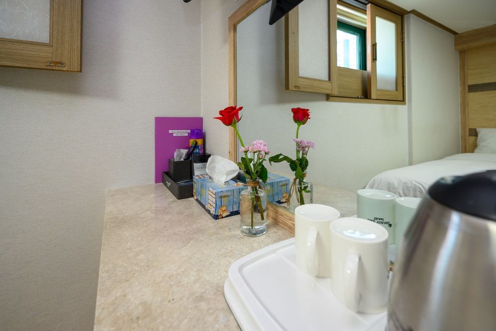 Daeyoung Hotel Seoul Deluxe Double Room, 1 Queen Bed 18