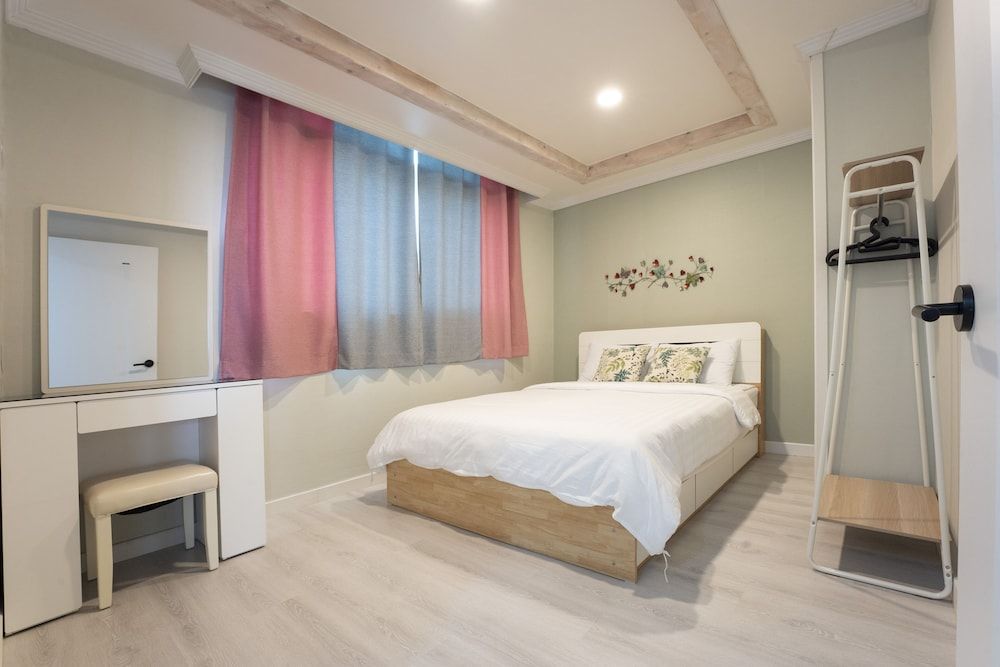 Sky-tary Pension Classic Apartment