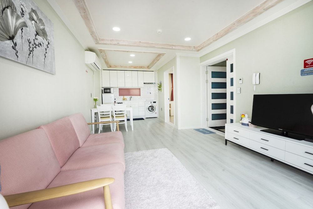 Sky-tary Pension Classic Apartment 4