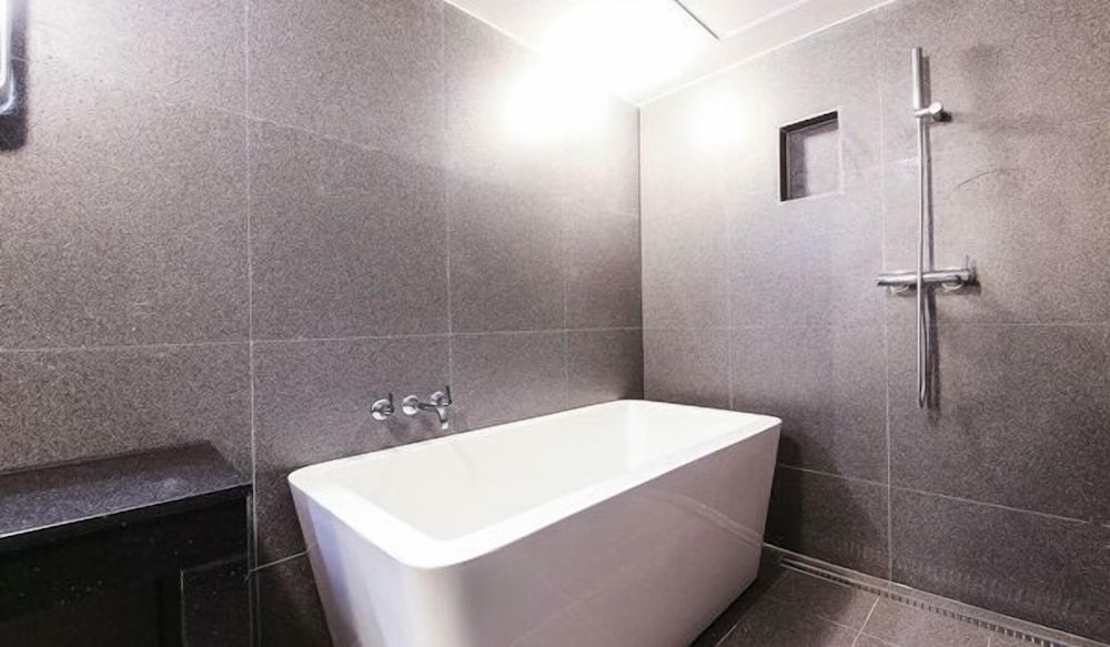 Jamsil Delight Hotel Premium Twin Room 16