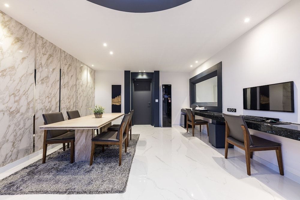 Aria Hotel Seosan Deluxe Suite, 1 Bedroom 2