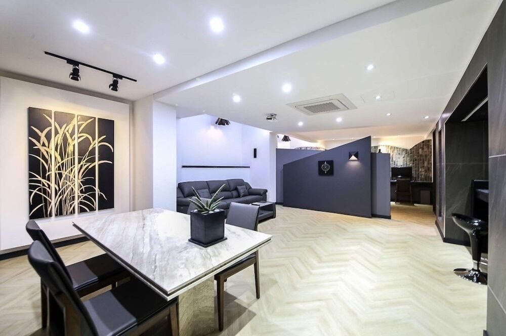 Aria Hotel Seosan Deluxe Studio 7