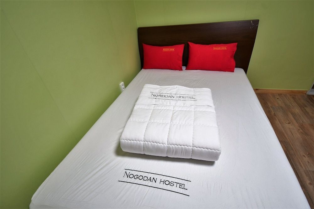 Nogodan Guesthouse & Hotel Standard Double Room 4