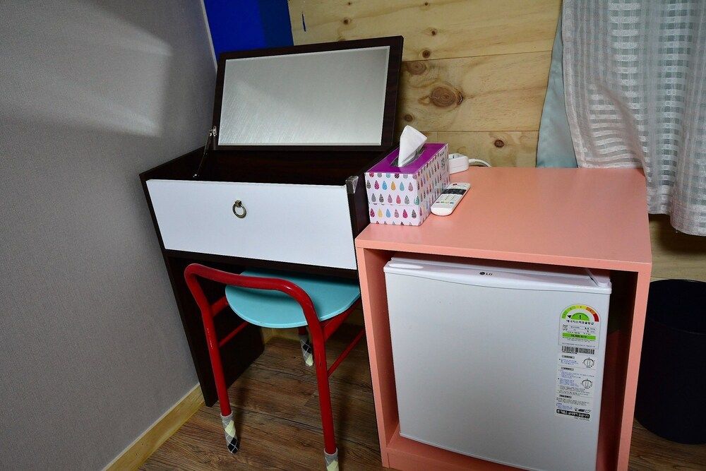 Nogodan Guesthouse & Hotel Shared Dormitory, Women only 3