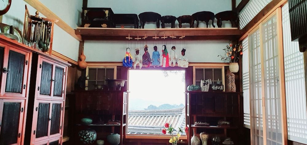 Yang So Dang Room (keunsarangchae) 13