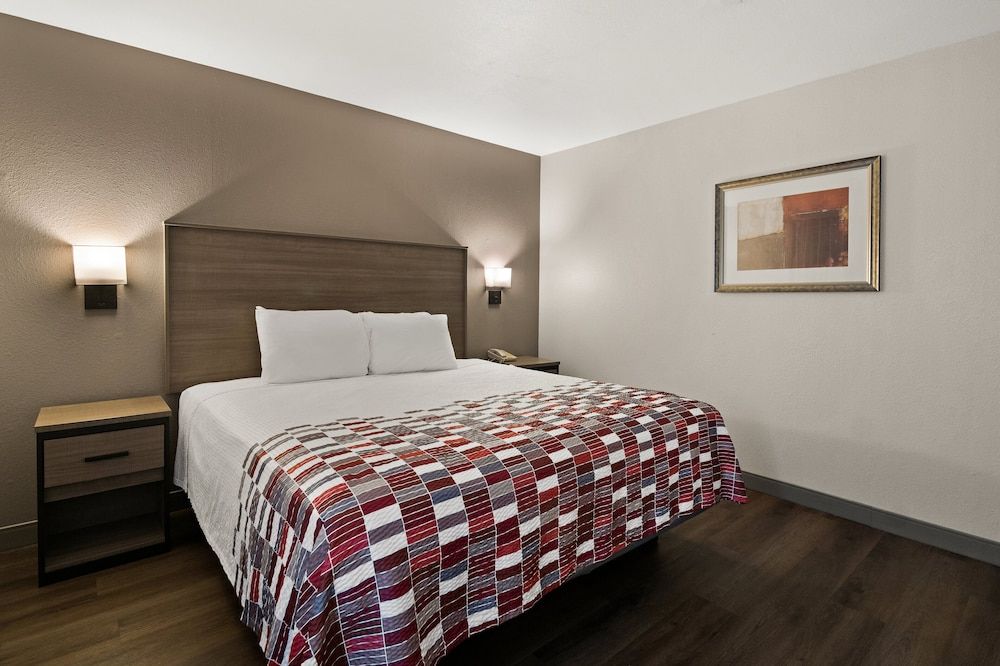 Suite, 1 King Bed with Sofa bed, Non Smoking (2 Room)