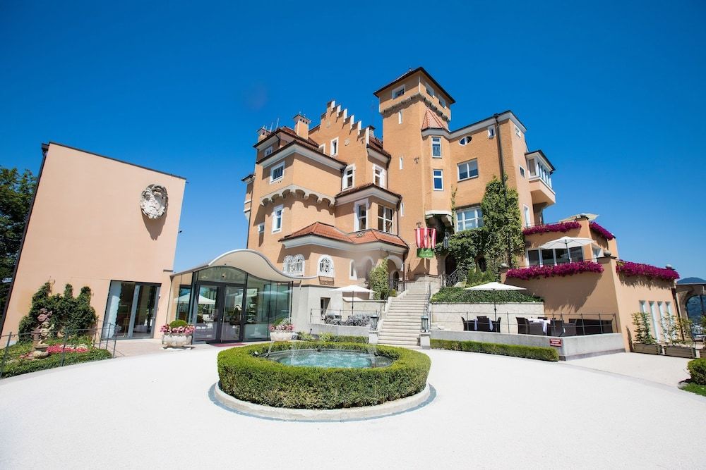 undefined Schloss Mönchstein Hotel 7