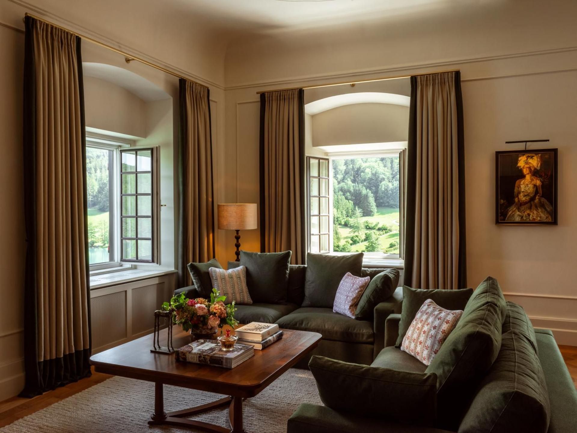 Deluxe Heritage Suite