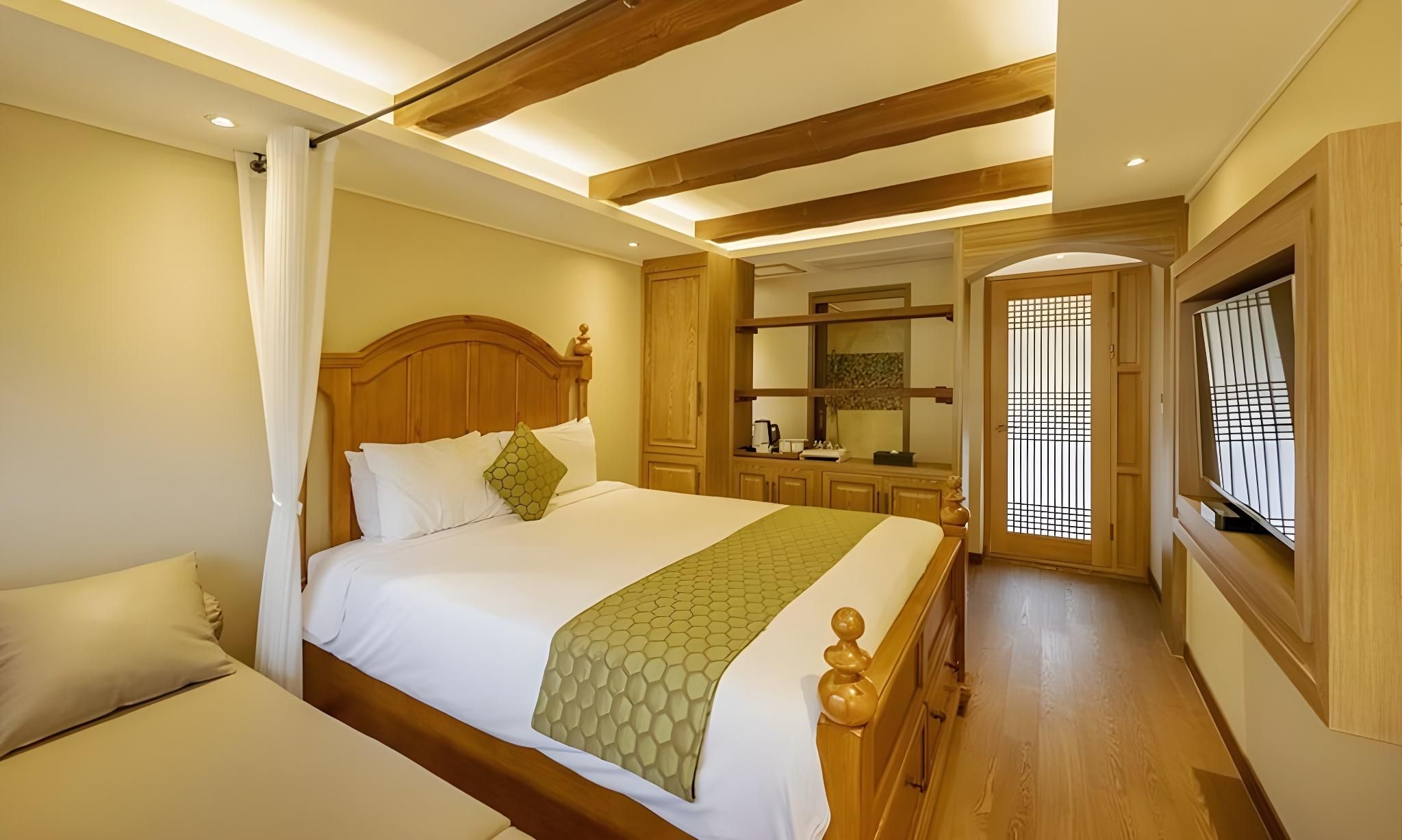 Deluxe Garden View Double Room