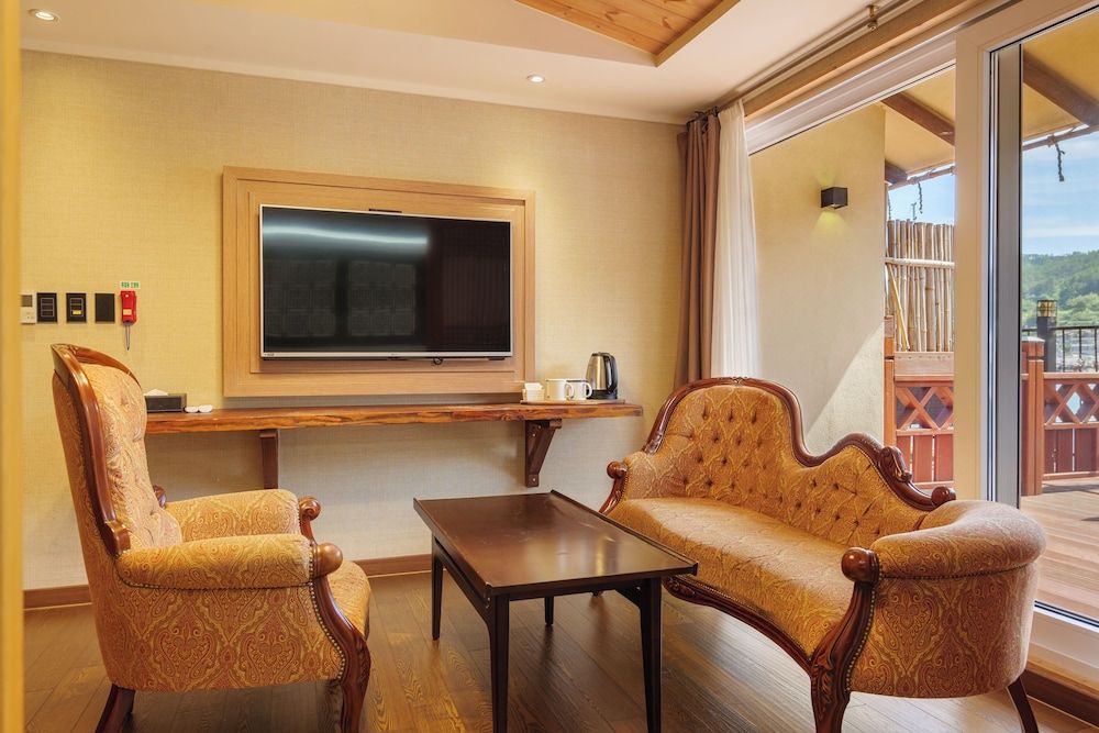 Hansan Marina Hotel & Resort Ocean Suite Double 9