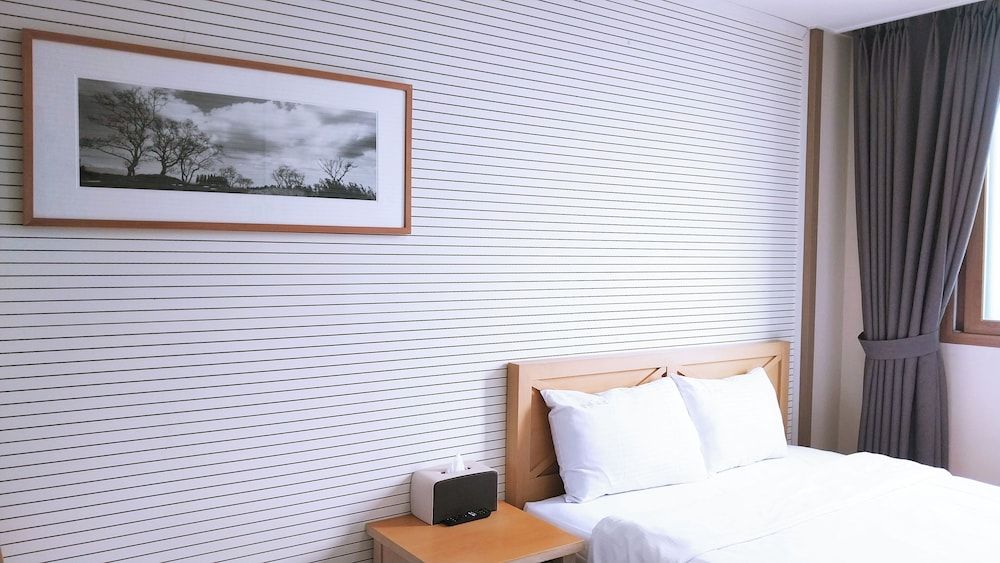 Golden Park Hotel Double Room 2