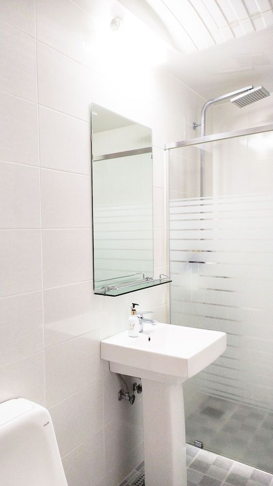 undefined Golden Park Hotel 9