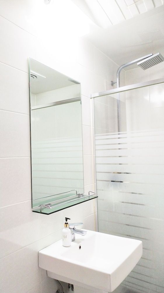 undefined Golden Park Hotel 8