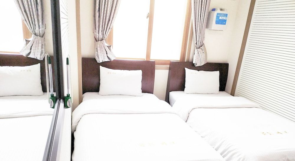 undefined Golden Park Hotel 2